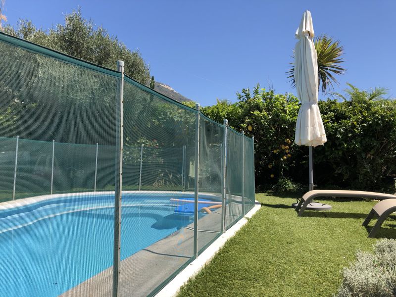 Pool Safety Fence Installation